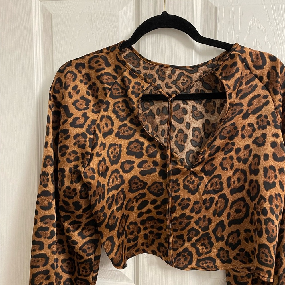 H&M blouse - Picture 2 of 3
